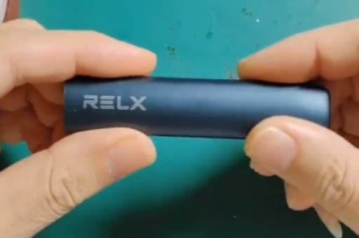 RELX悦刻三代灵点-奇迹矿泉口味测评