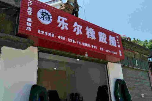 悦刻四代比五代贵吗？深度解析价格差异与产品优劣