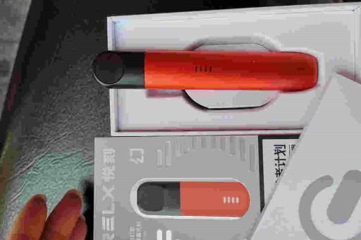 悦刻电子烟旁边的小孔是干嘛的？揭秘其功能与作用